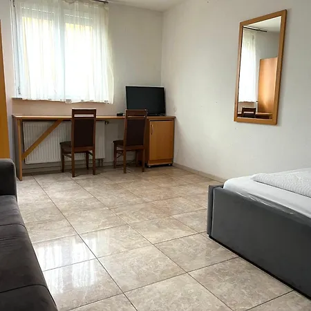 Rheinbruecke Living *