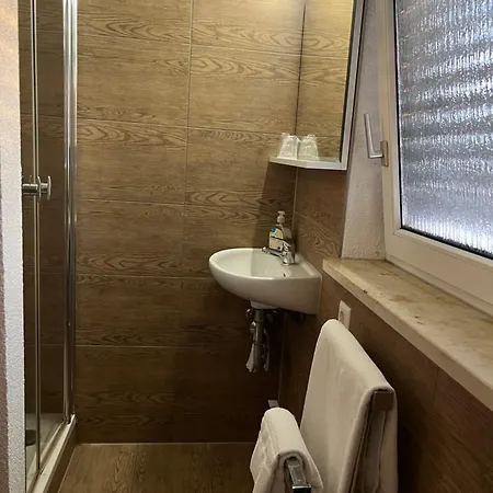 Rheinbruecke Living * Herten (Baden-Wurttemberg)