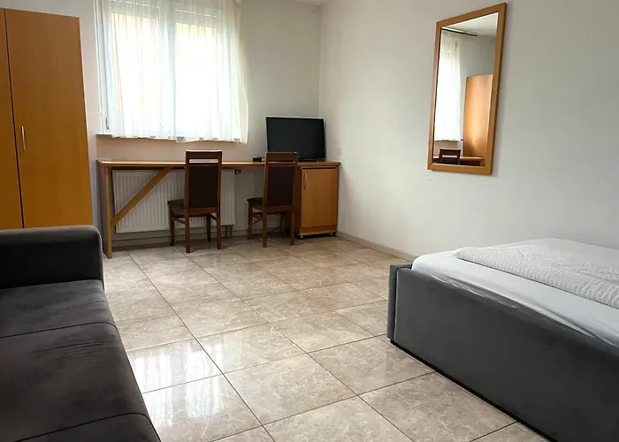 Rheinbruecke Living *