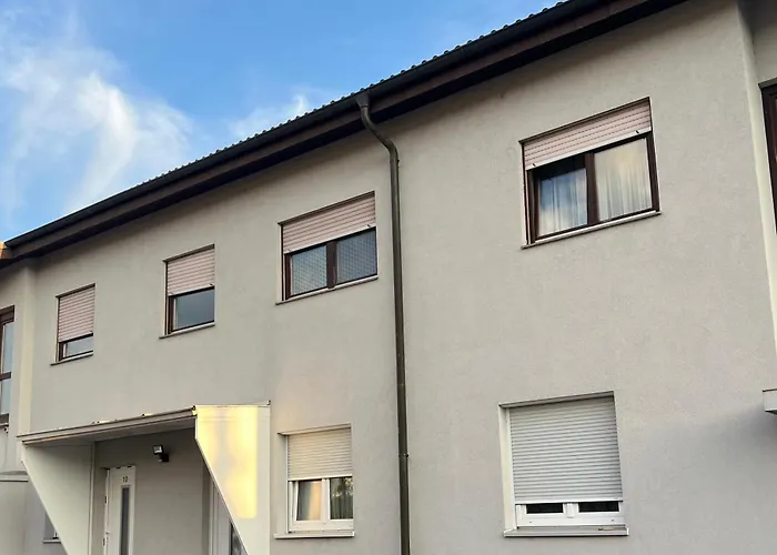 公寓 Rheinbruecke Living *